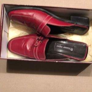 Brick Mule Loafers 7.5 Etienne Aigner